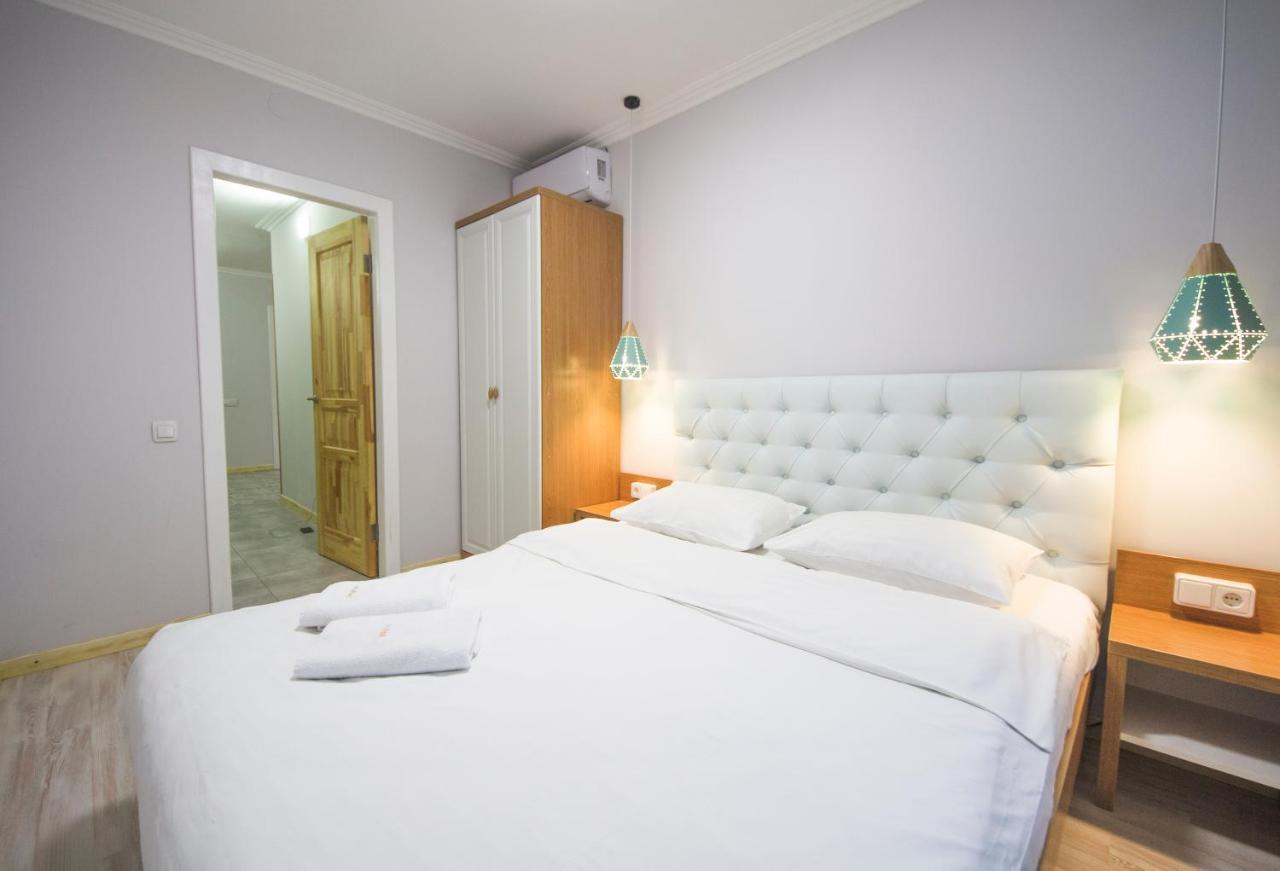 Dayflat Apartments เคียฟ ภายนอก รูปภาพ